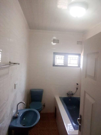 newly-built-executive-3-bedroom-flat-in-meanwood-vorna-valley-big-0