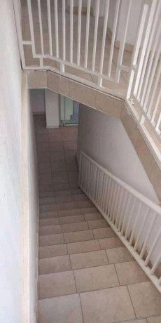 phi-executive-three-bedroomed-master-big-0