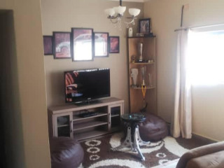 furnished-one-bedroom-apartment-for-rent-in-roma