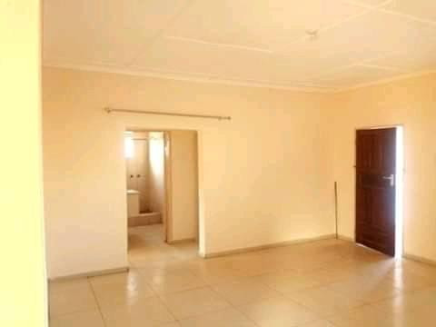 2-bedroom-flat-in-chilanga-big-6