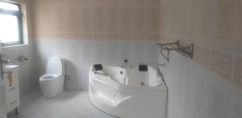 luxurious-4-bedroom-house-with-jacuzzi-swimming-pool-and-gym-big-4