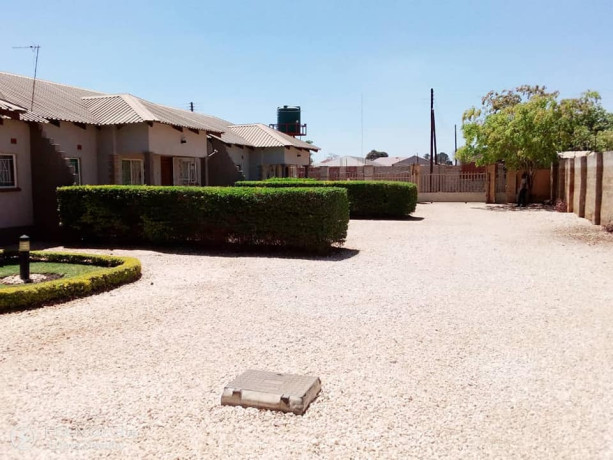 2-bedroom-flat-in-woodlands-chalala-big-2