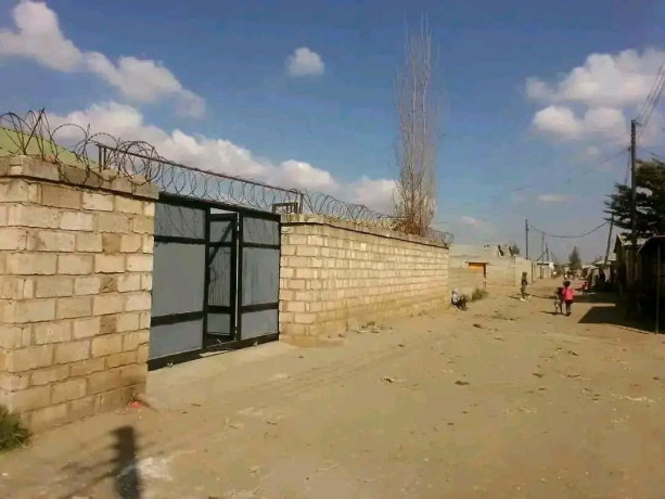 3-bedroom-house-in-makeni-villa-big-4