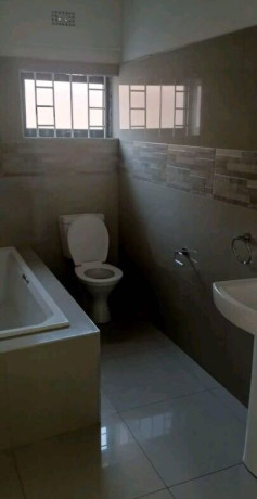 2-bedroom-flat-for-rent-in-salama-park-big-5