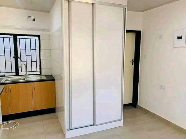 executive-bedsitter-for-rent-in-longacres-big-3