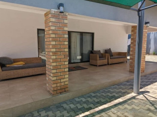 beautiful-3-bedroom-house-for-sale-in-woodlands