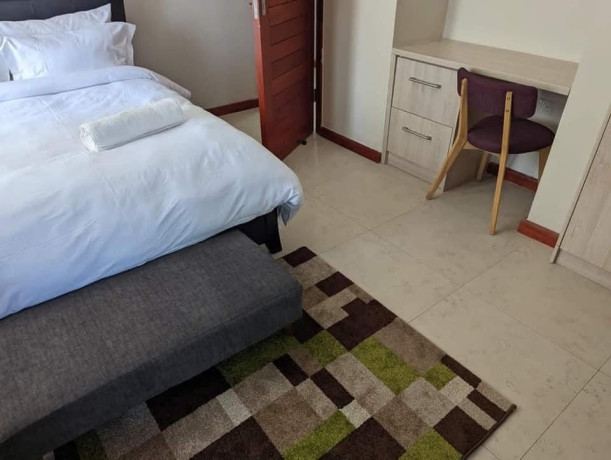 beautiful-3-bedroom-house-for-sale-in-woodlands-big-5