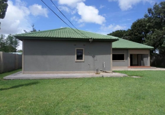 4-bedroom-house-for-sale-in-chudleigh-big-3