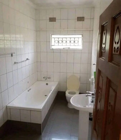 3-bedroom-house-for-rent-in-makeni-big-8