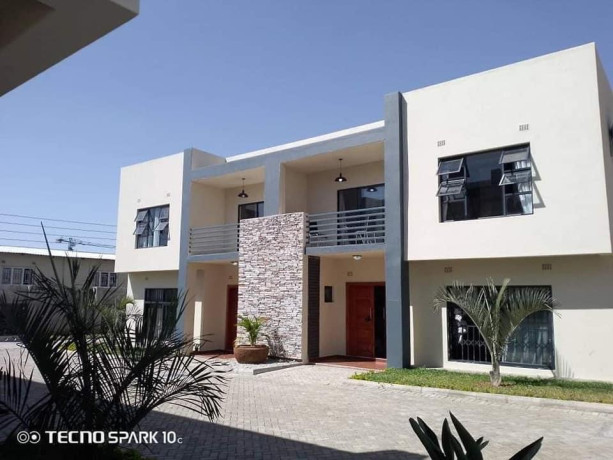 3-bedroom-flat-for-rent-in-olympia-big-4