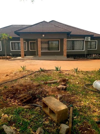 4-bedroom-house-for-sale-in-livingstone-big-1