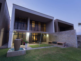 4-bedroom-apartments-for-sale-in-roma