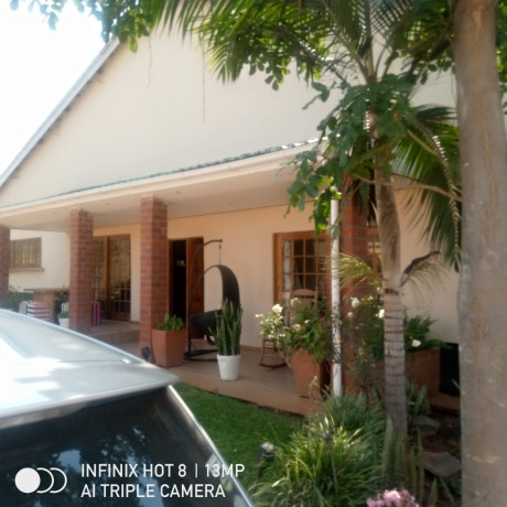 4-bedroom-for-sale-in-roma-park-big-7