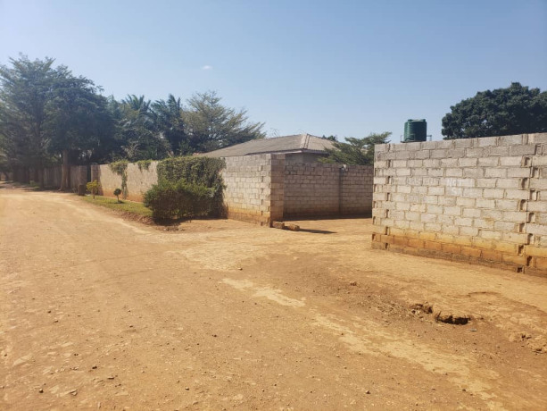 unfinished-3-bedroom-house-for-sale-in-makeni-bonaventure-big-2