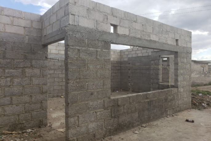 unfinished-3-bedroom-house-for-sale-in-garden-house-big-0