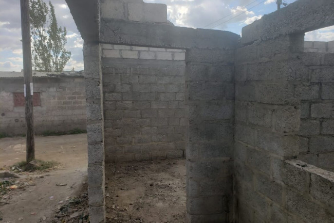 unfinished-3-bedroom-house-for-sale-in-garden-house-big-4