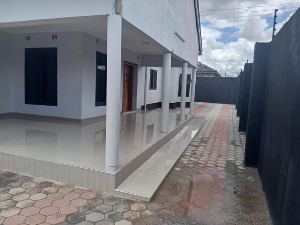 4-bedroom-house-for-rent-in-meanwood-ndeke-big-6