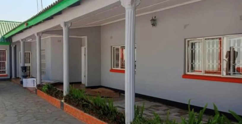 neat-and-spacious-5-bedroom-house-in-olympia-big-0