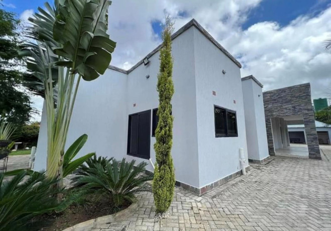 5-bedroom-house-for-rent-in-ibex-hill-big-0