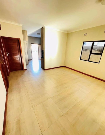 3-bedroom-house-for-rent-in-new-kasama-big-4