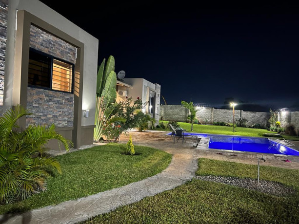 luxury-4-bedroom-house-for-rentsale-in-ibex-hill-big-3