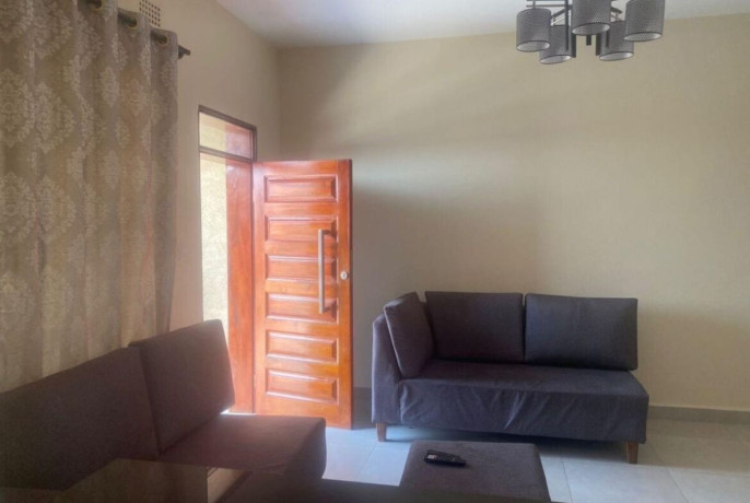 1-bedroom-apartment-for-rent-in-roma-big-3