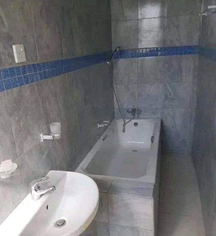 2-bedroom-flat-for-rent-in-ibex-hill-big-3