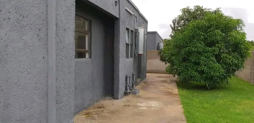 2-bedroom-flat-for-rent-in-ibex-hill-big-1