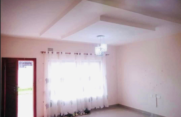 2-bedroom-flat-for-rent-in-ibex-hill-big-2