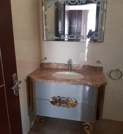 semi-furnished-3-bedroom-flat-for-rent-in-roma-big-6