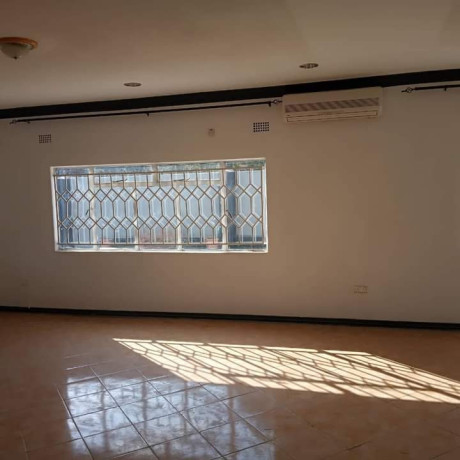 3-bedroom-house-for-rent-in-makeni-big-2