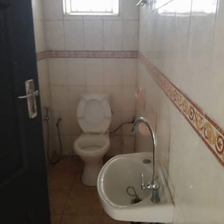 3-bedroom-house-for-rent-in-makeni-big-0