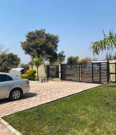 4-bedroom-house-for-rent-in-silverest-big-5