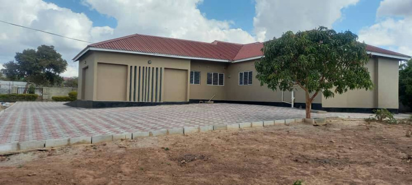 4-bedroom-house-for-rent-in-silverest-big-2