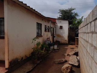 3-and-2-bedroom-free-stands-in-the-same-yard