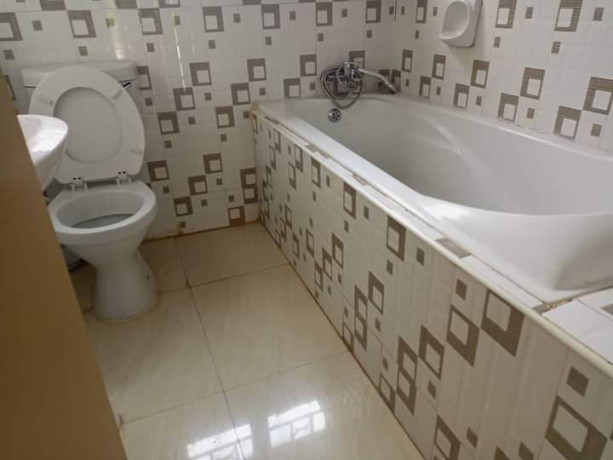 2-bedroom-flat-for-rent-in-chelstone-obama-big-3