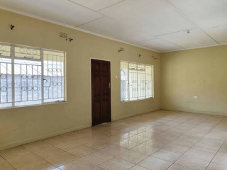 3-bedroom-house-for-rent-in-chelston