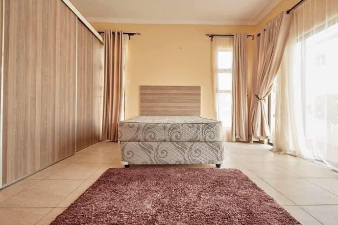 23-bedroom-apartment-for-sale-in-roma-park-big-3