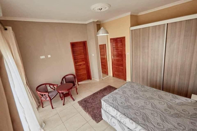 23-bedroom-apartment-for-sale-in-roma-park-big-4