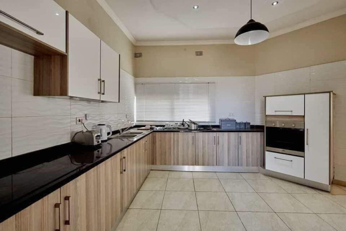 23-bedroom-apartment-for-sale-in-roma-park-big-8