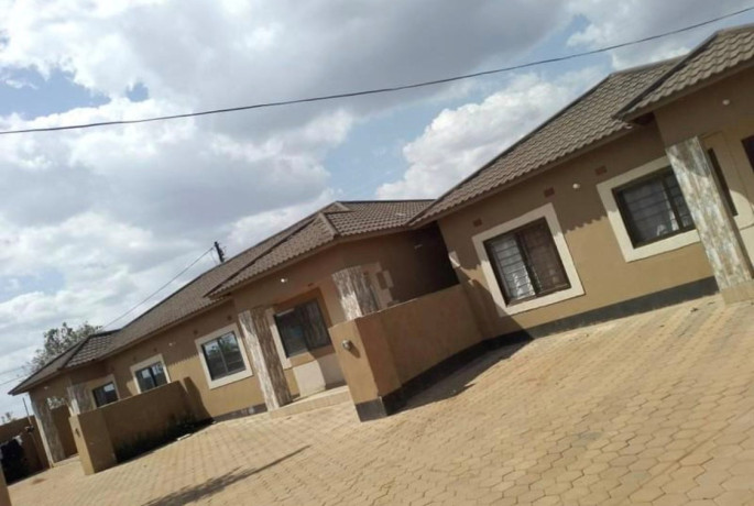 3-bedroom-flats-for-sale-in-chalala-big-3