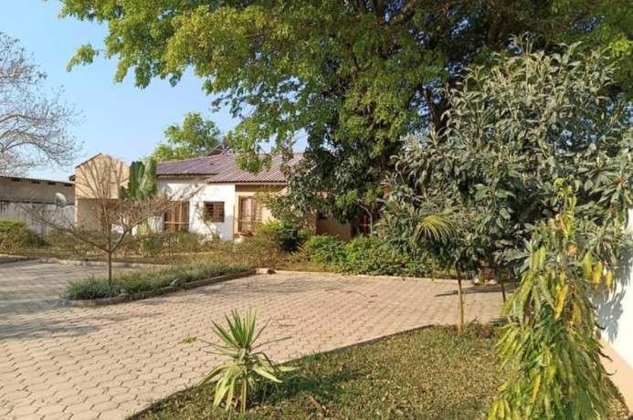 4-bedroom-flats-for-sale-in-ibex-hill-big-1