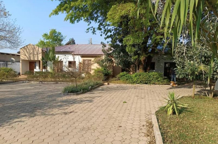 4-bedroom-flats-for-sale-in-ibex-hill-big-2