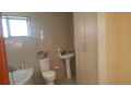 2-bedroom-flats-for-sale-in-meanwood-small-8