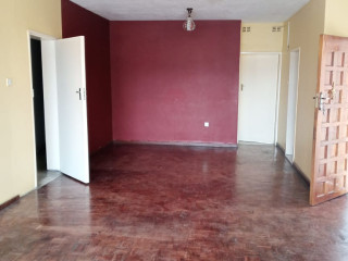 3-bedroom-flat-for-sale-in-long-acres