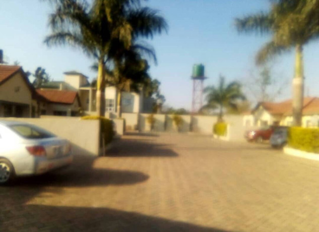 3-bedroom-house-for-rent-in-kabulonga-big-0