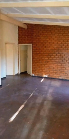 3-bedroom-house-for-sale-in-avondale-big-3