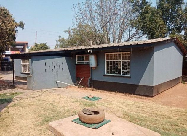 3-bedroom-house-for-rent-in-avondale-big-0