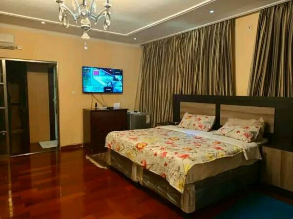 3-bedroom-house-for-rent-in-olympia-big-5