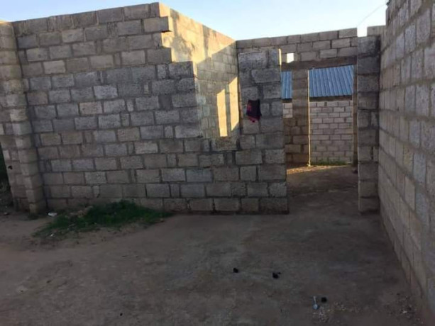 roof-level-flats-for-sale-in-chalala-big-3